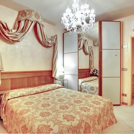 Antico Fiore Apartments Venetië Buitenkant foto